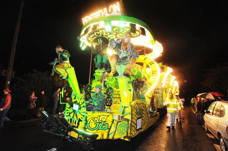 Coach transport to Bridgwater Carnival 2024 for Old Oaks guests